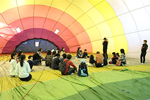 熱気球の仕組みを学ぶ熱気球教室