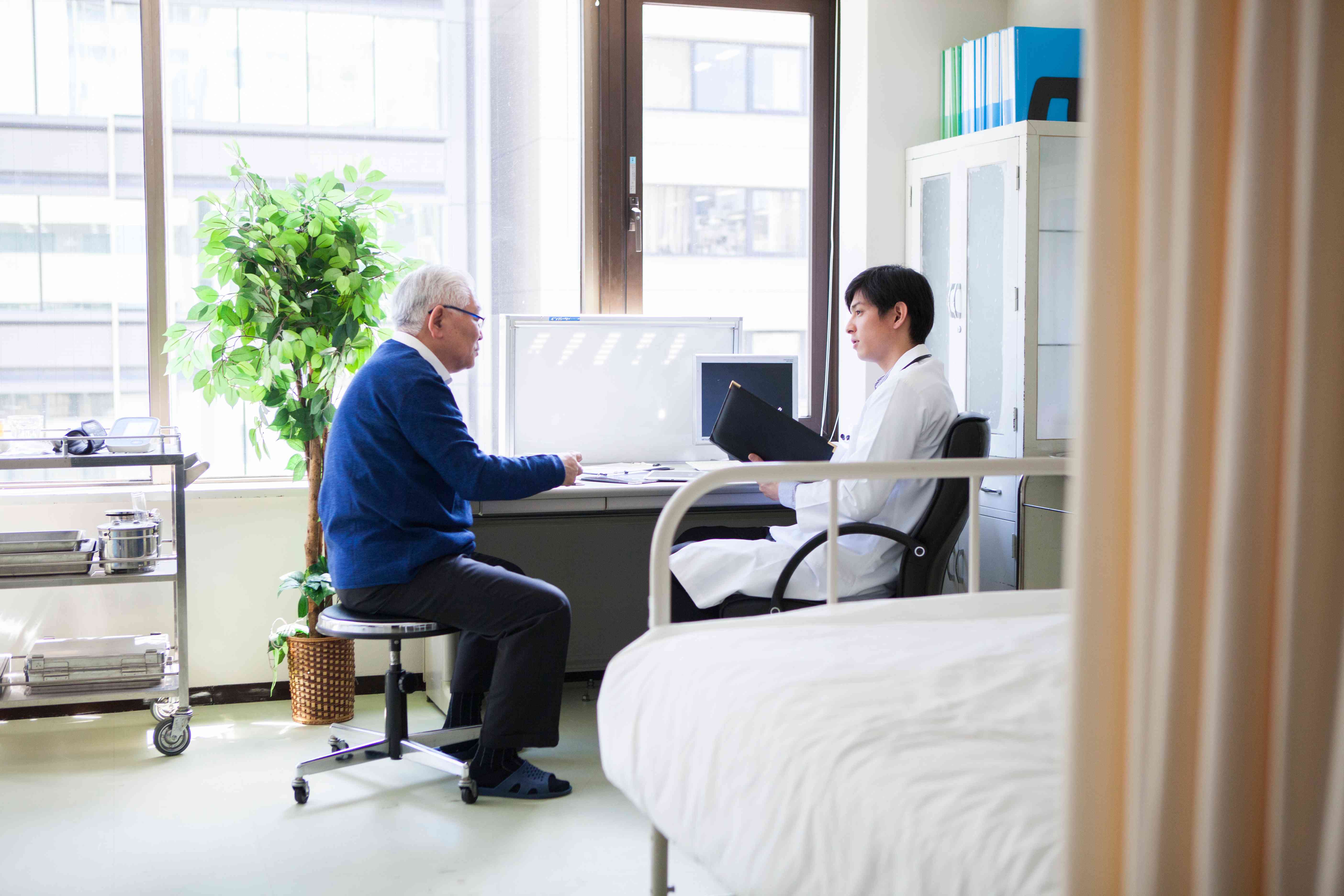 【チェックリストで整理】クリニック開業に必要な備品とは？